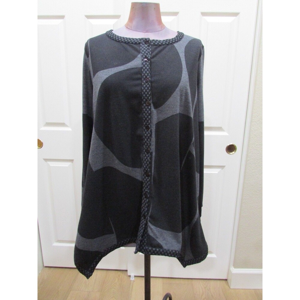 Alembika Gray/Black Large Dots Size 3  Buttoned Shark Bite Tunic Top